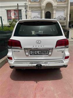 Lexus LX